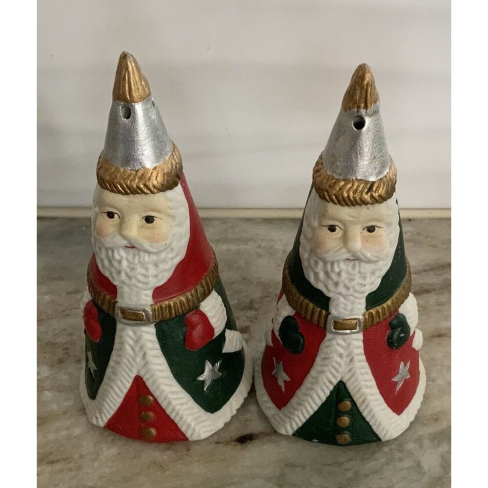 Christmas/Holiday Salt And Pepper Shakers House Of Lloyd
